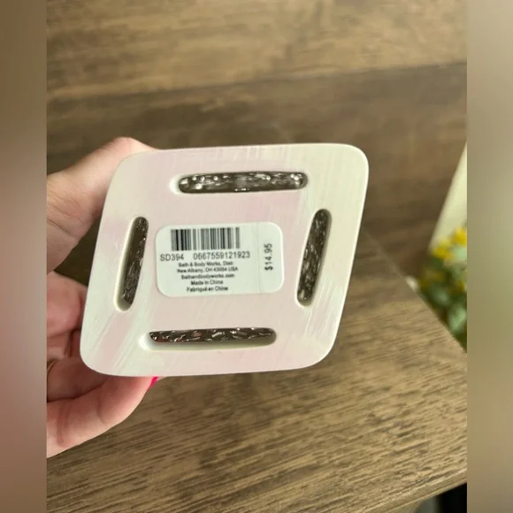 Snowflake Soap Holder - Picture 4 of 4